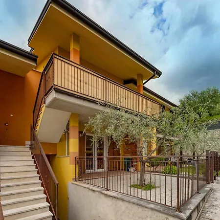 La Terrazza Moderno Con Terrazza E Garagewifi *