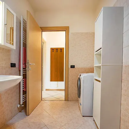 Apartamento La Terrazza Moderno Con Terrazza E Garagewifi *