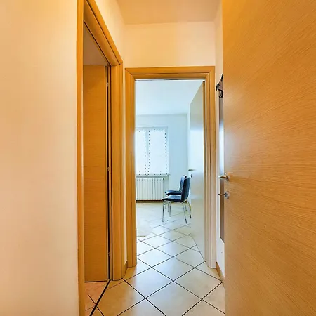 La Terrazza Moderno Con Terrazza E Garagewifi Apartamento *