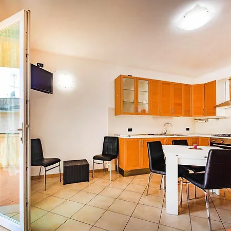 La Terrazza Moderno Con Terrazza E Garagewifi