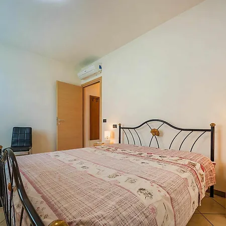 Apartamento La Terrazza Moderno Con Terrazza E Garagewifi Caprino Veronese